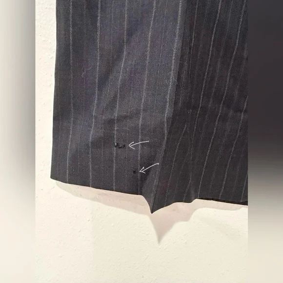 Lafayette 148 Women's Charcoal Pinstripe 100% Wool Blazer and Pants Set size 16 - Picture 10 of 10